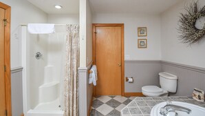 Ferienhaus, Mehrere Betten, Whirlpool | Badezimmer