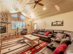 Cabin, Multiple Beds, Hot Tub | Living room