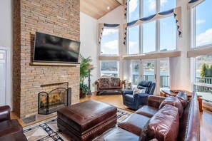 TV, fireplace, DVD player