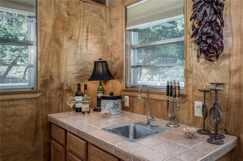 Holly Haven - Five Bedroom Cabin