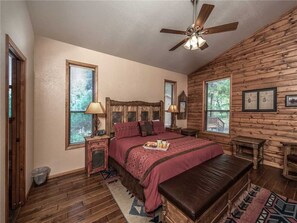 Cabin, Multiple Beds, Hot Tub, Mountain View