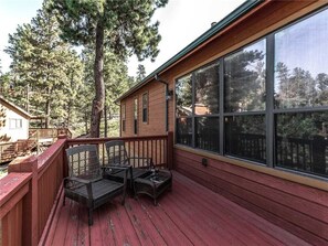 Cabin, Multiple Beds, Hot Tub, Mountain View | Balcony
