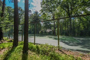 Sport court - Crow's Point Retreat 4 Bedroom House (Swanton)