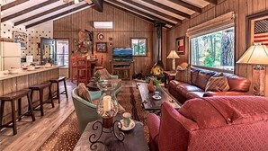 Unclassified image, 5 of 38, button - Innjoy - Two Bedroom Cabin (Ruidoso)