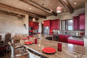 Cabin, Multiple Beds, Hot Tub, Mountain View | Private kitchen