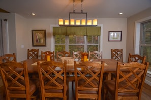 House, Multiple Beds, Hot Tub | Private kitchen