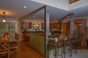 House, Multiple Beds, Hot Tub | Private kitchen | Fridge, microwave, oven, stovetop - Barley Moon Retreat 5 Bedroom House (McHenry)