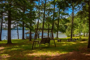 Property grounds - Buxton Cottage 3 Bedroom House (Swanton)