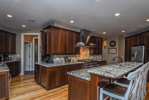 Private kitchen - Woodland Chalet 8 Bedroom House (Swanton)