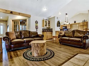 Cabin, Multiple Beds, Hot Tub, Mountain View | Living room | Flat-screen TV, fireplace, DVD player - Log Heaven - Three Bedroom Cabin with Hot Tub (Ruidoso)