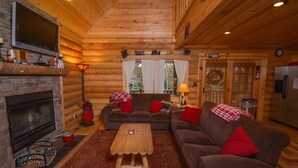 Interior - Grin Inn Bear It 3 Bedroom House (Oakland)