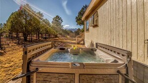 Cabin, Multiple Beds, Hot Tub, Mountain View | Spa - Naylor Mountain Retreat - Three Bedroom Cabin with Hot Tub (Alto)