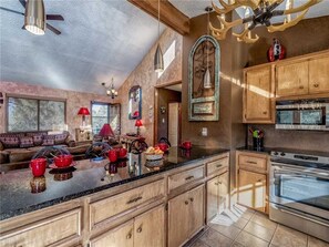 Cabin, Multiple Beds, Hot Tub, Mountain View | Private kitchen | Fridge, microwave, oven, stovetop