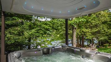 Casa, varias camas, hidromasaje | Spa