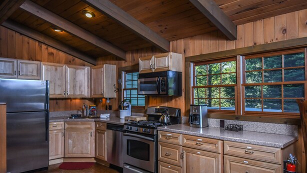 House, Multiple Beds, Hot Tub | Private kitchen - Oakleaf Lodge 5 Bedroom House (Swanton)