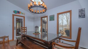 House, Multiple Beds, Fireplace | Private kitchen | Coffee/tea maker, fridge, microwave, oven - Golden Retreat 3 Bedroom House (Oakland)