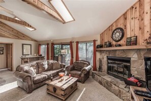 Cabin, Multiple Beds, Patio, Mountain View | Living room | Flat-screen TV, fireplace, DVD player - Rettigs Rustic Retreat - Three Bedroom Cabin (Ruidoso)