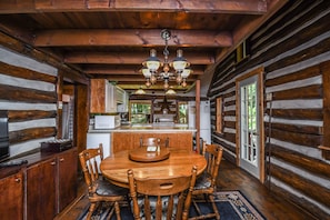 House, Multiple Beds, Hot Tub | Private kitchen | Fridge, microwave, oven, stovetop