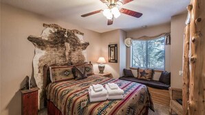 Cabin, Multiple Beds, Patio, Mountain View - Riverside House - Three Bedroom Cabin (Ruidoso)