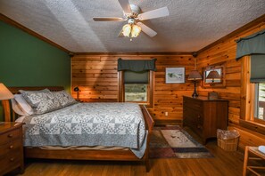 Talo, useita sänkyjä, poreamme | 3 makuuhuonetta, ilmainen Wi-Fi, vuodevaatteet