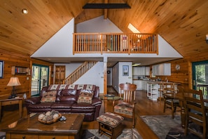 House, Multiple Beds, Hot Tub | Living room | TV, fireplace, DVD player