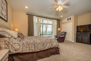 House, Multiple Beds, Fireplace | 5 bedrooms, free WiFi, bed sheets - Stoney Point 5 Bedroom House (Oakland)