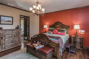 Cabin, Multiple Beds, Hot Tub, Mountain View
