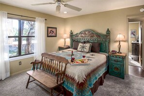 Cabin, Multiple Beds, Hot Tub, Mountain View