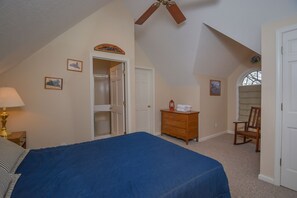Ferienhaus, Mehrere Betten, Whirlpool | 5 Schlafzimmer, kostenloses WLAN, Bettwäsche