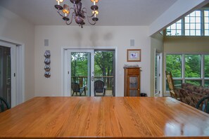 House, Multiple Beds, Hot Tub | Private kitchen