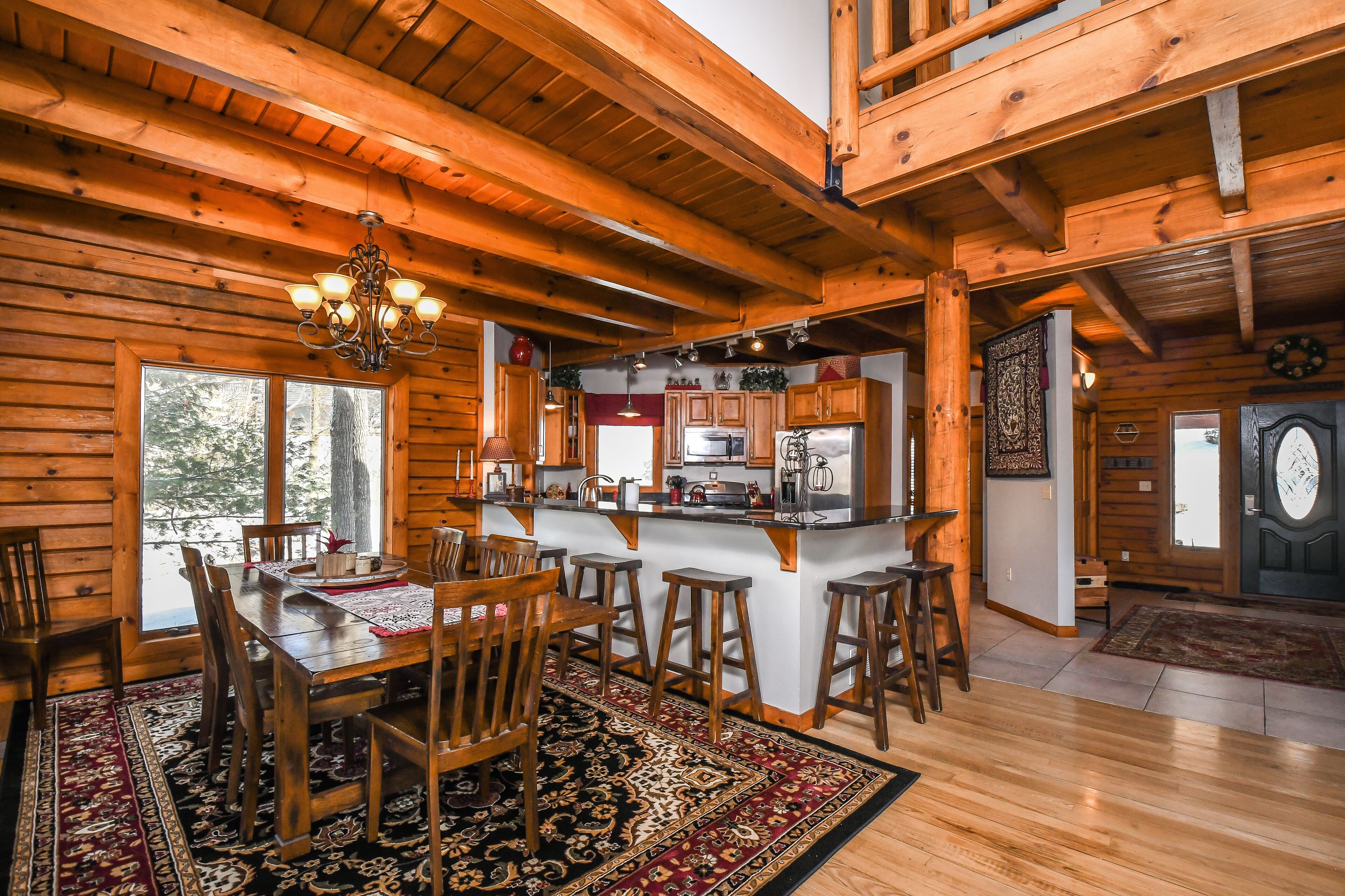 House, Multiple Beds, Hot Tub, Mountain View | Private kitchen