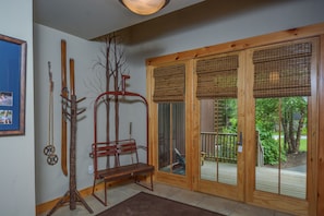 4 bedrooms, free WiFi, bed sheets