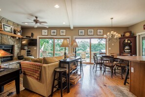 House, Multiple Beds, Hot Tub | Living room | TV, fireplace, DVD player - Canadian Day 4 Bedroom House (McHenry)