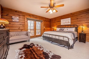 4 bedrooms, free wired internet