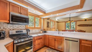 House, Multiple Beds, Fireplace | Private kitchen - Lake Effect 5 Bedroom House (McHenry)