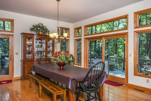 House, Multiple Beds, Hot Tub | Private kitchen