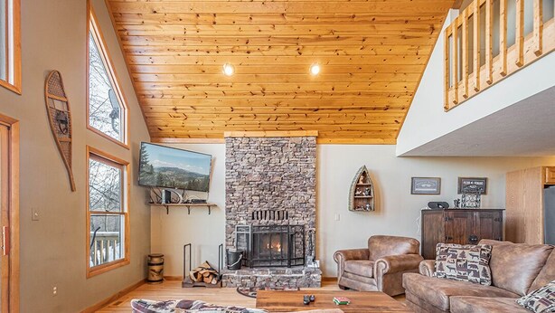 House, Multiple Beds, Hot Tub, Mountain View | 5 bedrooms, free WiFi, bed sheets - Boxer Overlook 5 Bedroom House (Oakland)