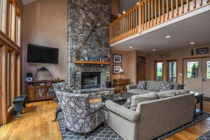 House, Multiple Beds, Hot Tub | Living room | TV, fireplace, DVD player