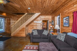 House, Multiple Beds, Hot Tub | Living room | TV, fireplace, DVD player - Hideout at Red Pines 3 Bedroom House (McHenry)