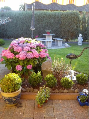 Condo (2) | Terrace/patio - Ferienwohnung Schmitz (Anschau)