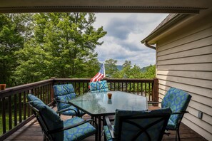 Balcony - Moon Tower 4 Bedroom House (McHenry)