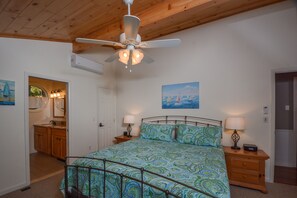 Ferienhaus, Mehrere Betten, Whirlpool | 4 Schlafzimmer, kostenloses WLAN, Bettwäsche