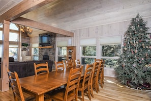 House, Multiple Beds, Fireplace | Private kitchen