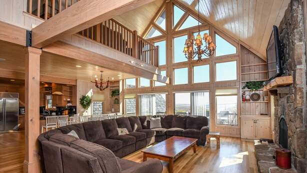 House, Multiple Beds, Fireplace | Living room | TV, fireplace, DVD player