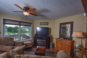 บ้านพัก, หลายเตียง, เตาผิง | วิวจากห้องพัก