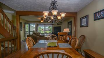 House, Multiple Beds, Fireplace | Private kitchen | Fridge, microwave, oven, stovetop