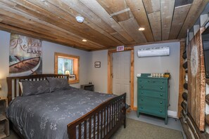 House, Multiple Beds, Hot Tub