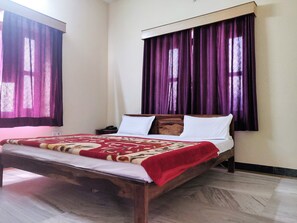 Phòng đôi Royal, 1 giường đôi, không hút thuốc | 1 phòng ngủ 
