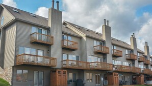 Exterior - Deep Creek Village 3 Bedroom Townhome #20 (McHenry)
