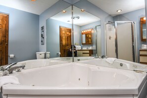 Casa, 2 camas Queen size, cocina | Baño | Toallas 